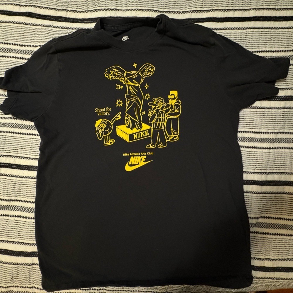 Nike‎ Athletic Arts Club Graphic Tee Mens Black Streetwear T Shirt